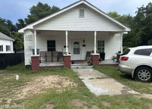 Property at 506 High St, Hamlet, NC 28345, 3 beds, 1 bath