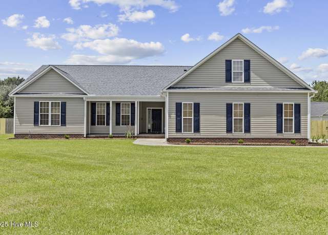 Property at 201 San Antonio Trl, Jacksonville, NC 28546, 3 beds, 2.5 baths