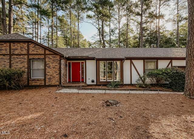 Property at 145 Westchester Cir, Pinehurst, NC 28374, 3 beds, 2 baths