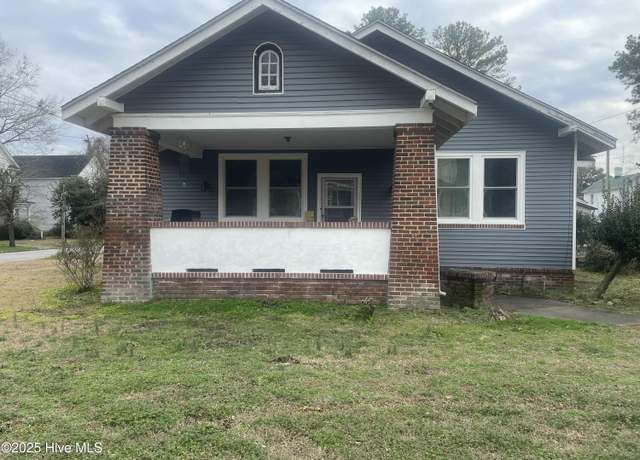 Property at 113 E Capitola Ave, Kinston, NC 28501, 3 beds, 1.5 baths