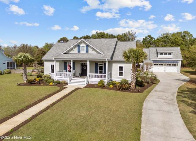 Property at 114 Sundance Cir, Hampstead, NC 28443, 5 beds, 3.5 baths