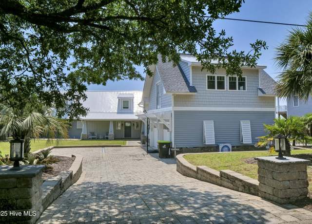 Property at 1205 Kings Lndg, Hampstead, NC 28443, 3 beds, 3 baths