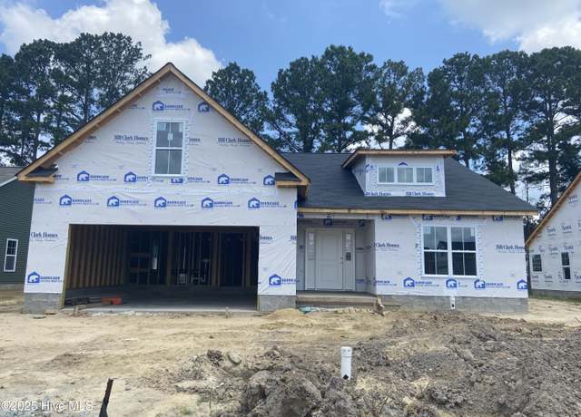 Property at 2209 Rhinestone Dr, Winterville, NC 28590, 3 beds, 2 baths