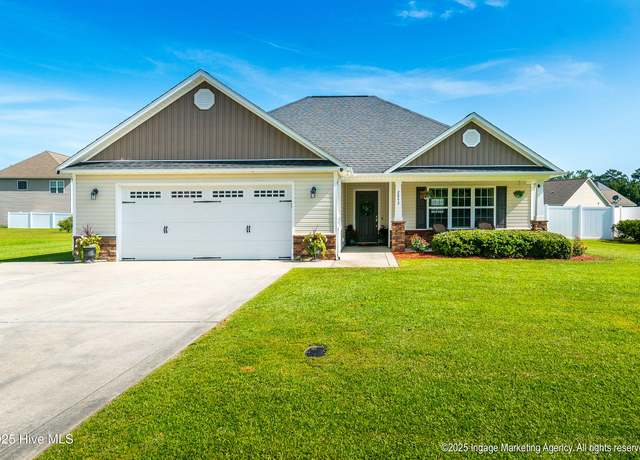 Property at 2843 Cresset Dr, Winterville, NC 28590, 3 beds, 2 baths