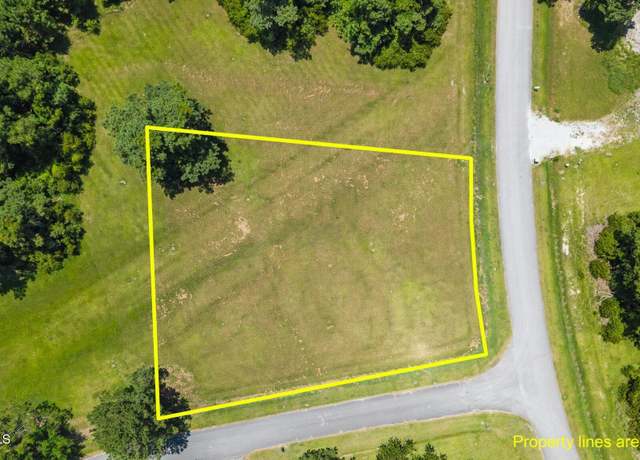 Property at 5200 Albemarle Dr, Oriental, NC 28571