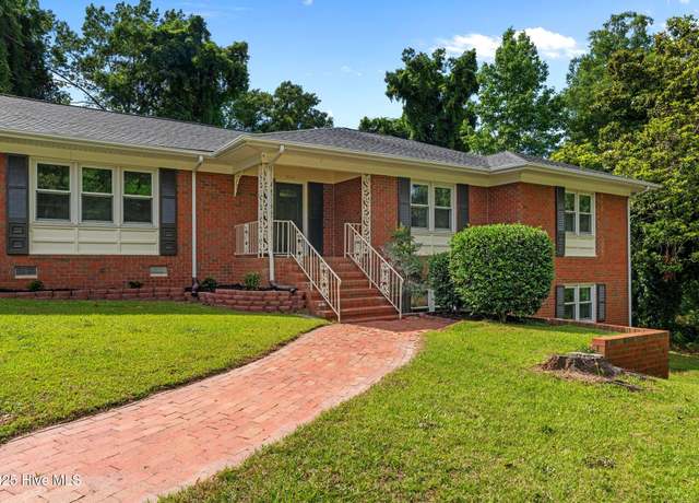 Property at 500 S 14th St, Lillington, NC 27546, 4 beds, 3.5 baths
