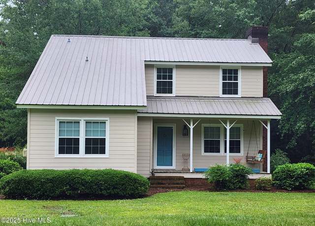 Property at 353 Old Savannah Rd, Burgaw, NC 28425, 3 beds, 2 baths