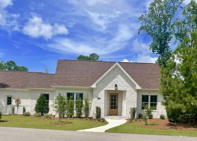 Property at 3605 Rosewood Landing Dr, Castle Hayne, NC 28429, 3 beds, 2 baths