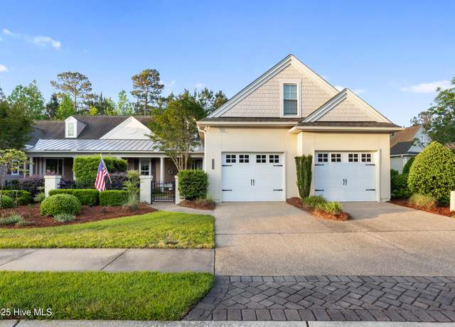 Property at 1162 Evangeline Dr, Leland, NC 28451, 4 beds, 4 baths