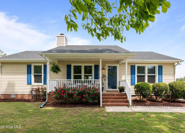 Property at 1334 Huckleberry Ln, Winterville, NC 28590, 3 beds, 2 baths