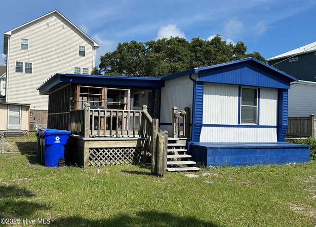 Property at 1513 Bonito Ln, Carolina Beach, NC 28428, 2 beds, 1 bath