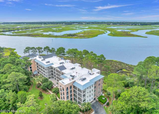 Property at 2100 Marsh Grove Ln Unit 2102, Southport, NC 28461, 2 beds, 2 baths