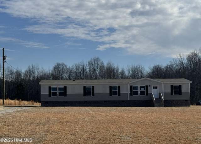 Property at 2757 Drapers Rd, Enfield, NC 27823, 4 beds, 2 baths