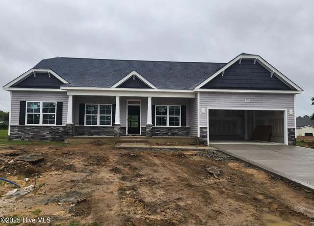 Property at 2893 Tucker Hill Dr, Grimesland, NC 27837, 5 beds, 3 baths