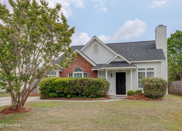 Property at 2210 Splitbrook Ct, Wilmington, NC 28411, 3 beds, 2 baths