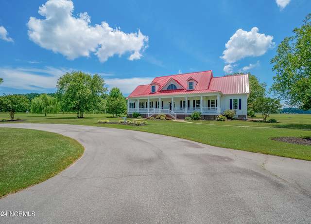 Property at 289 Pasquotank Blvd, Hertford, NC 27944, 4 beds, 3.5 baths