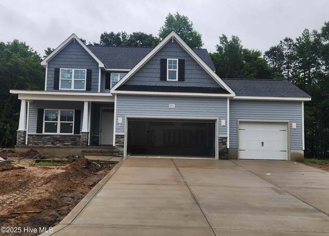 Property at 2931 Tucker Hill Dr, Grimesland, NC 27837, 4 beds, 2.5 baths