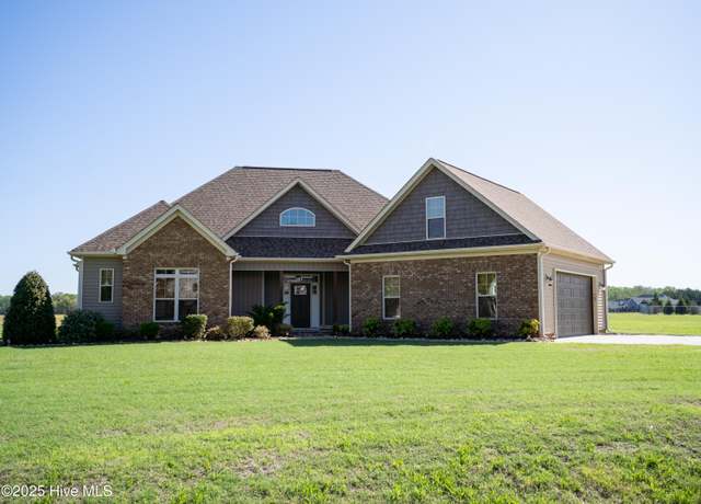 Property at 2034 Lawrence Run Dr, Greenville, NC 27834, 3 beds, 2.5 baths