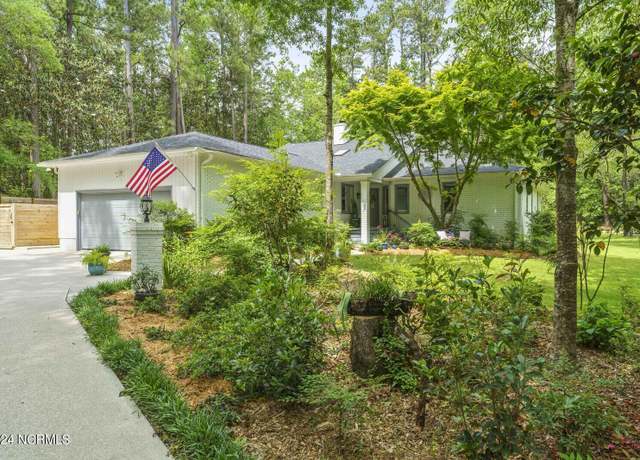 Property at 235 Braxlo Ln, Wilmington, NC 28409, 4 beds, 3.5 baths