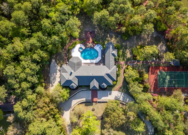 Property at 137 Trombay Dr, Wilmington, NC 28412, 5 beds, 4.5 baths