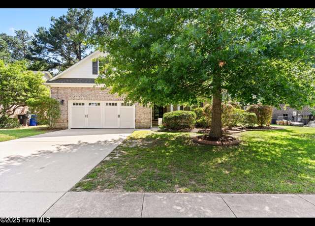 Property at 822 Lambrook Dr, Wilmington, NC 28411, 4 beds, 3 baths