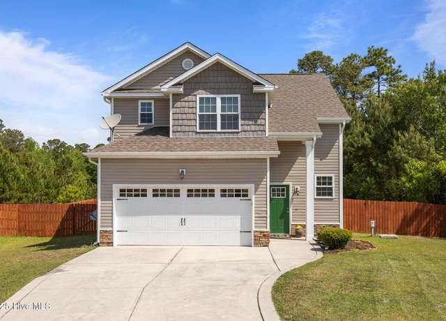 Property at 110 Costa Ct, Sneads Ferry, NC 28460, 3 beds, 2.5 baths