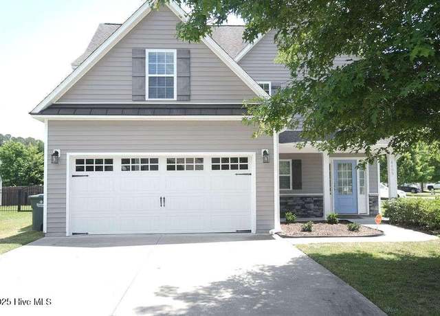 Property at 4009 Hidden Laurel Ct, Greenville, NC 27834, 4 beds, 2.5 baths