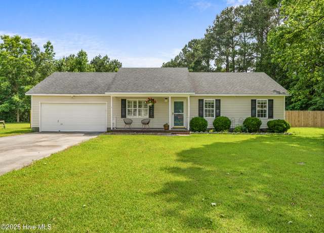 Property at 122 Meadow Farms Rd, Richlands, NC 28574, 3 beds, 2 baths