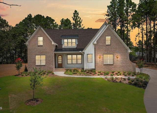 Property at 320 Sloan Ln, Pinehurst, NC 28374, 4 beds, 4 baths