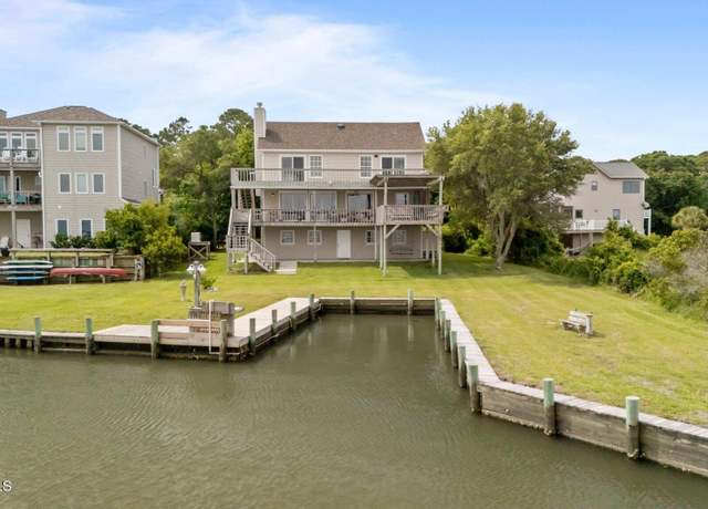 Property at 5314 Bogue Sound Dr, Emerald Isle, NC 28594, 3 beds, 2.5 baths