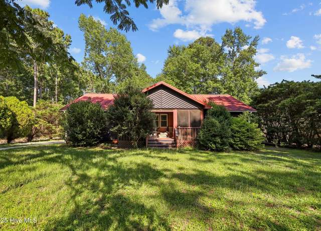 Property at 495 Highway 172, Hubert, NC 28539, 3 beds, 2 baths