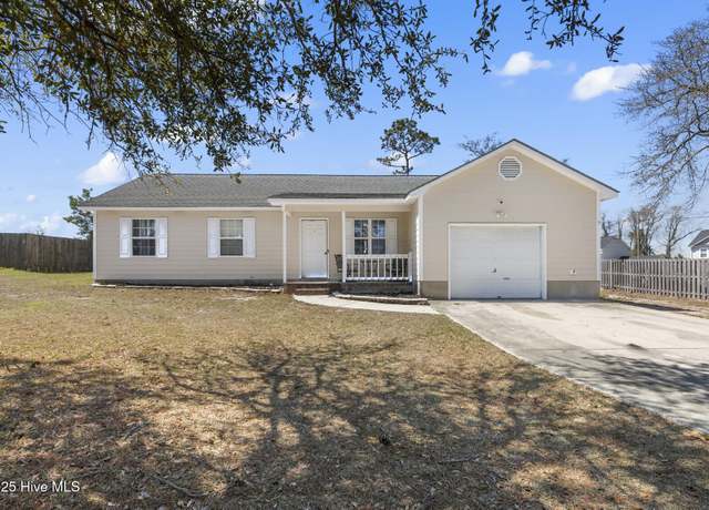 Property at 181 Kingsbridge Rd, Hubert, NC 28539, 3 beds, 2 baths