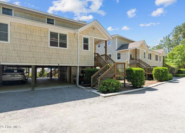 Property at 1404 Tosto Cir Apt 5, Oriental, NC 28571, 1 bed, 2 baths