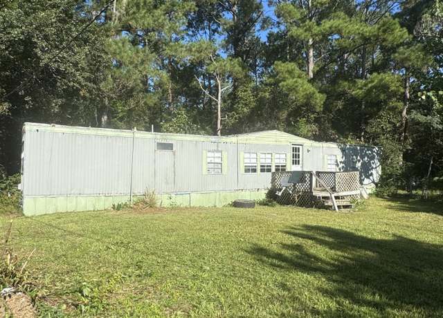 Property at 712 Sand Castle SW, Supply, NC 28462, 2 beds, 1 bath