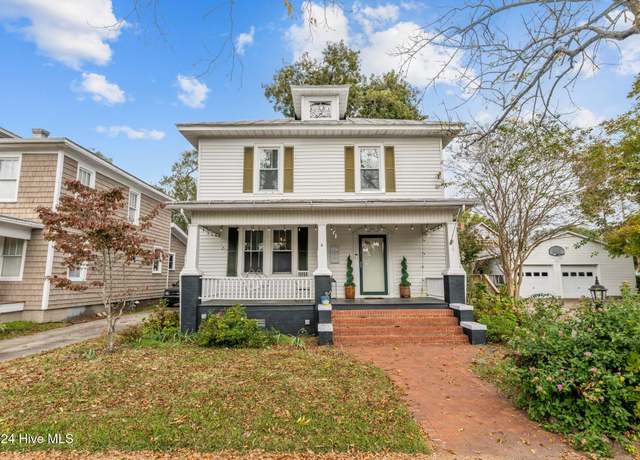 Property at 1314 Spencer Ave, New Bern, NC 28560, 4 beds, 2 baths