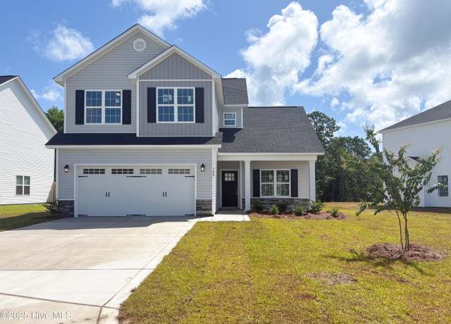 Property at 700 Ellabond St, Sneads Ferry, NC 28460, 3 beds, 2.5 baths
