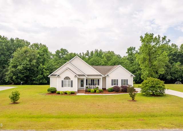 Property at 346 Challenge Club Dr, Clinton, NC 28328, 3 beds, 3 baths