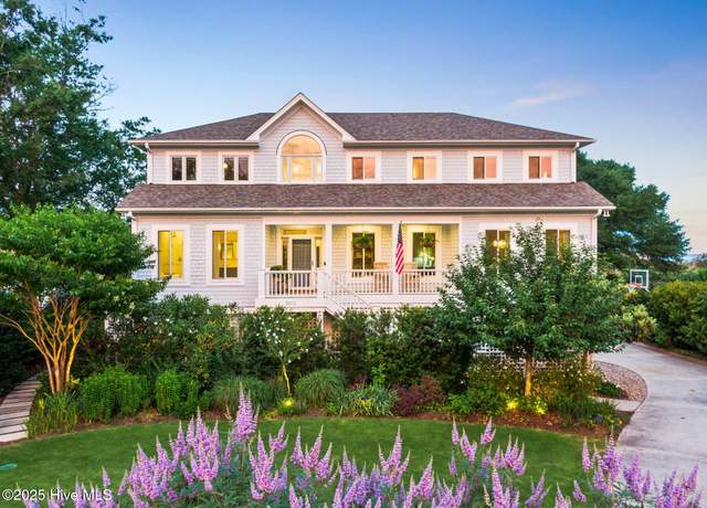 Property at 5613 Marsh Bay Dr, Wilmington, NC 28409, 4 beds, 5 baths