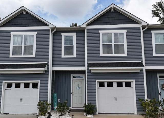 Property at 11 Acacia Rd, Hampstead, NC 28443, 3 beds, 2.5 baths