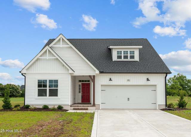 Property at 2885 Tucker Hill Dr, Grimesland, NC 27837, 3 beds, 3 baths