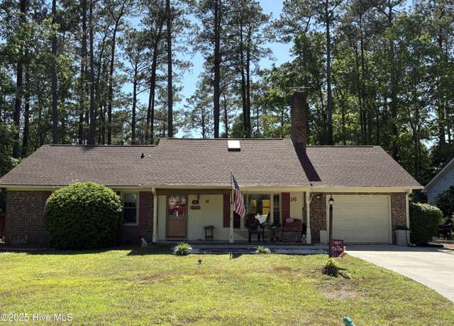 Property at 16 Bayberry Cir, Calabash, NC 28467, 3 beds, 2.5 baths