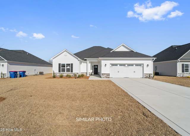 Property at 223 Windsor Run Blvd, Jacksonville, NC 28546, 3 beds, 2 baths