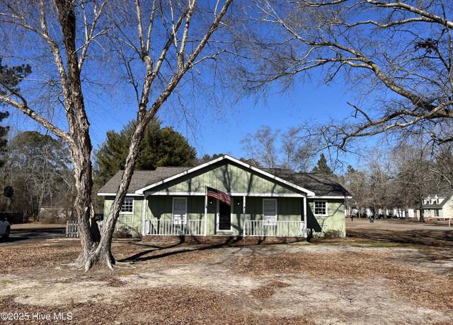 Property at 12541 Huntington Dr, Laurinburg, NC 28352, 3 beds, 2 baths