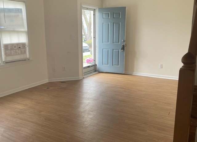 Property at 1105 Grovemont Dr Unit C4, Greenville, NC 27834, 3 beds, 2.5 baths