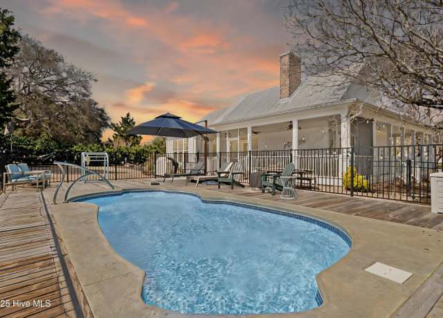 Property at 4438 Glenscape Ln SE, Southport, NC 28461, 3 beds, 3 baths