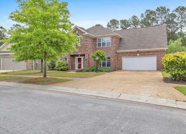 Property at 819 Merestone Dr, Leland, NC 28479, 5 beds, 3.5 baths
