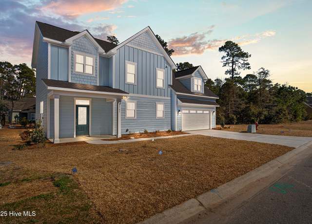 Property at 4782 Yellowood Dr, Shallotte, NC 28470, 4 beds, 2.5 baths