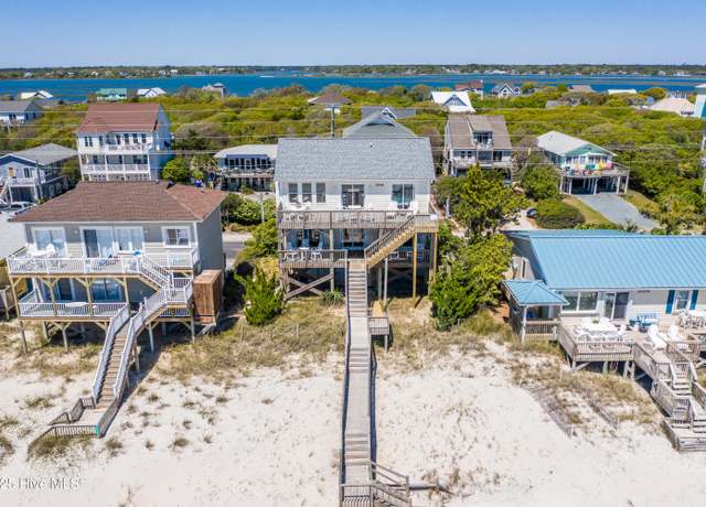 Property at 2006 S Shore Dr, Surf City, NC 28445, 4 beds, 3 baths