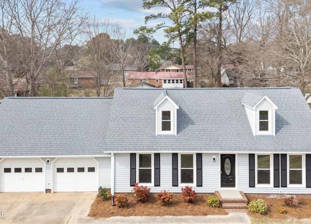 Property at 2476 Pine Knoll Dr, Kinston, NC 28504, 3 beds, 2.5 baths