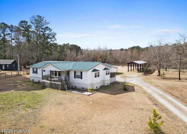 Property at 345 Copperhead Ln, Burgaw, NC 28425, 3 beds, 2 baths